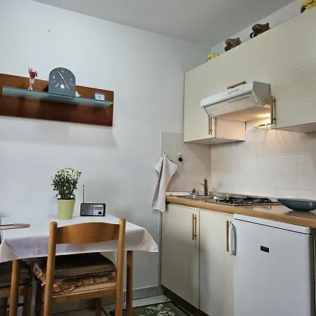 Appartments Grgeta Апартаменты Фунтана